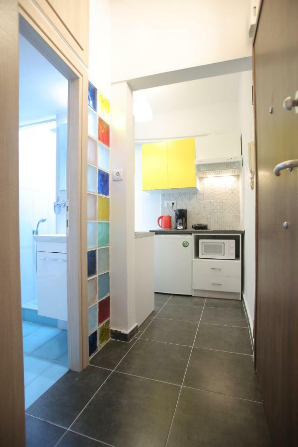 Central Studio Flat Thessaloniki Exterior photo